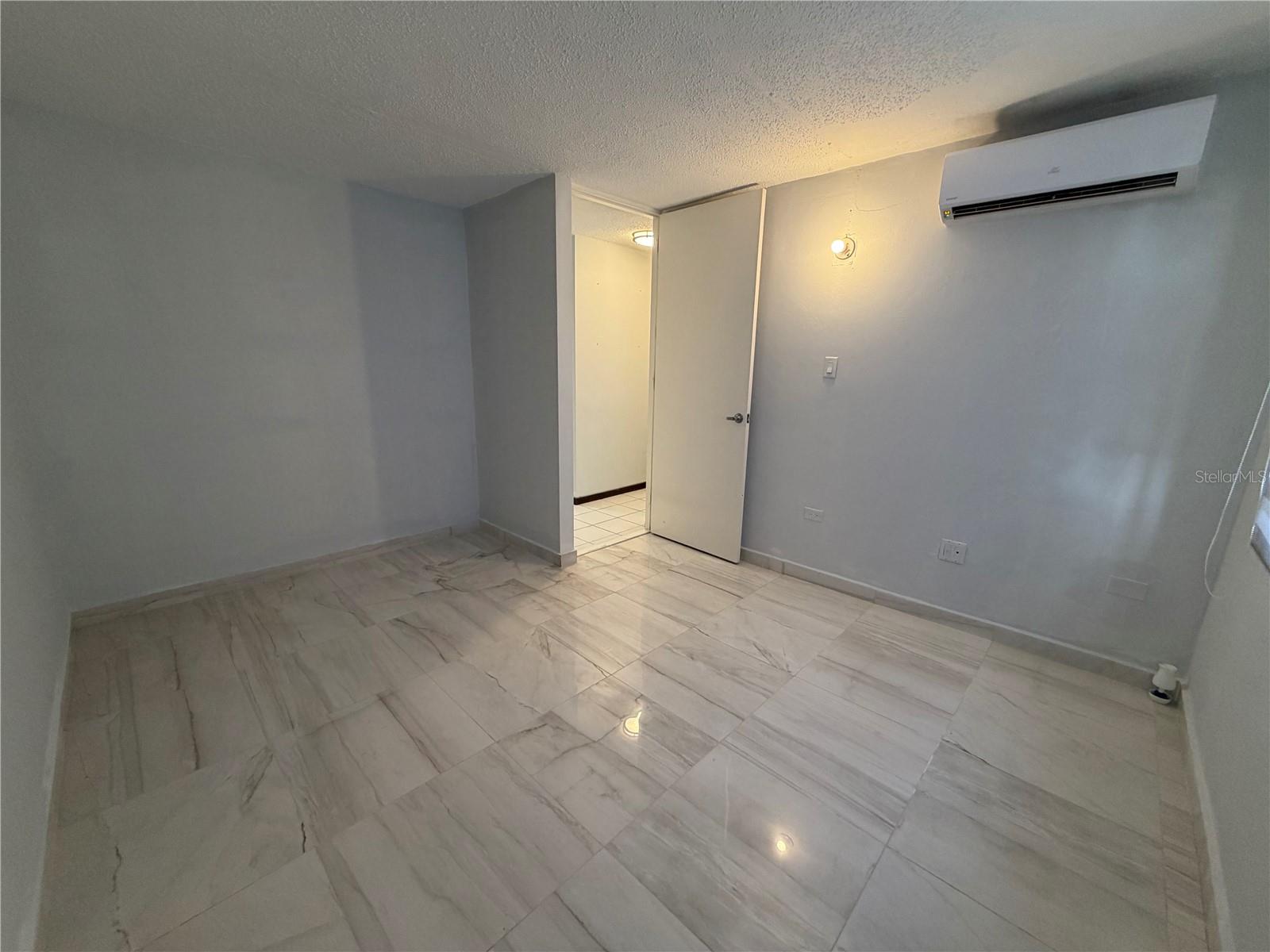 CONDOMINIO TORRIMAR TOWN PARK - Residential