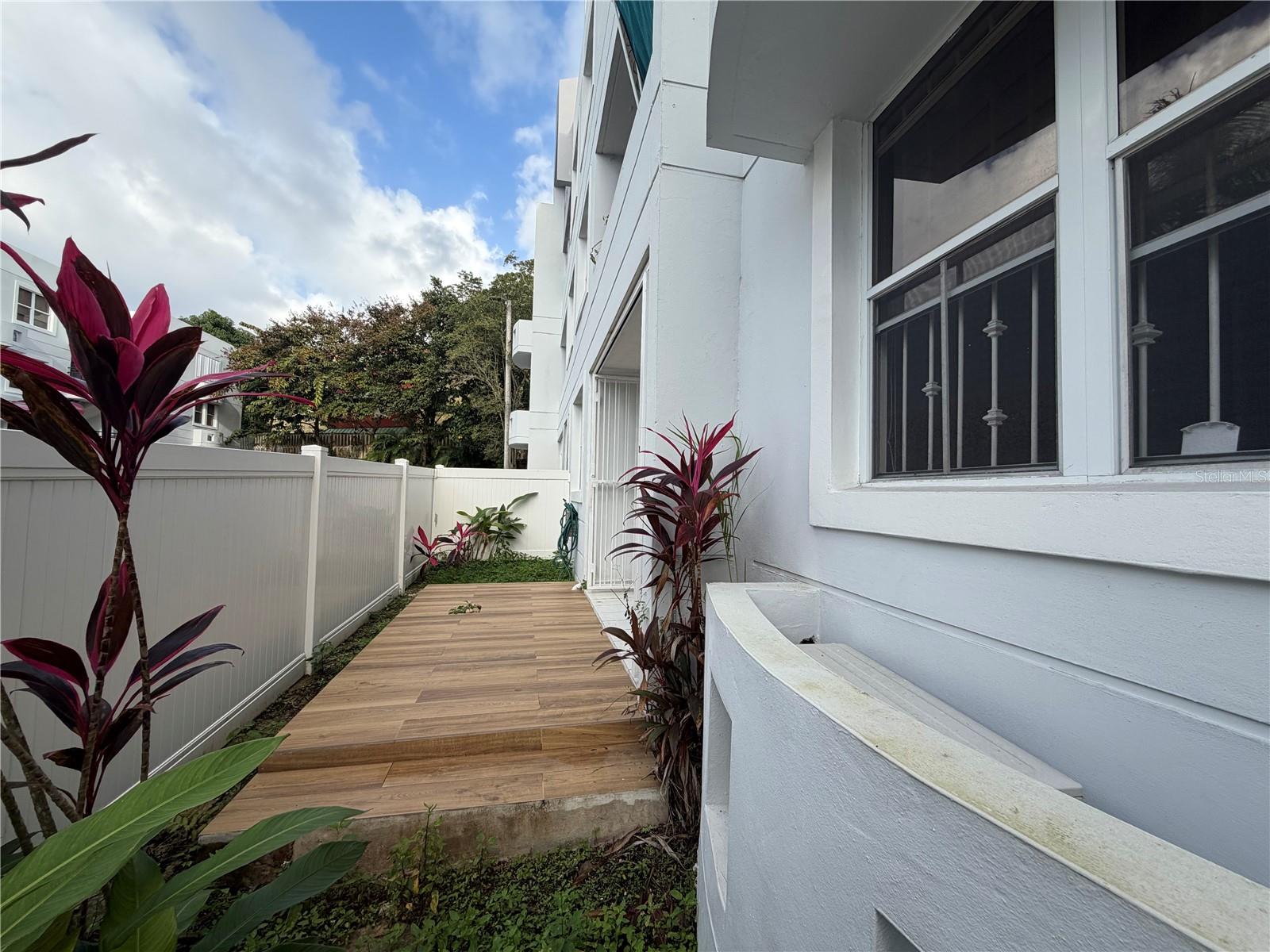 CONDOMINIO TORRIMAR TOWN PARK - Residential
