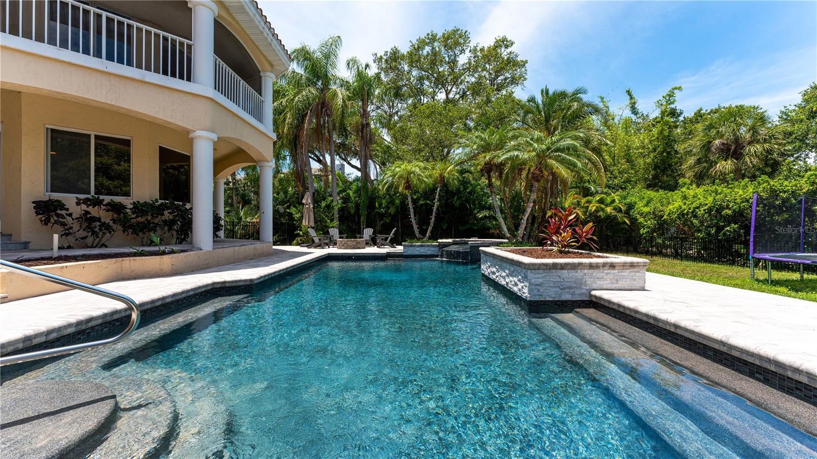 THE LANDINGS - Residential