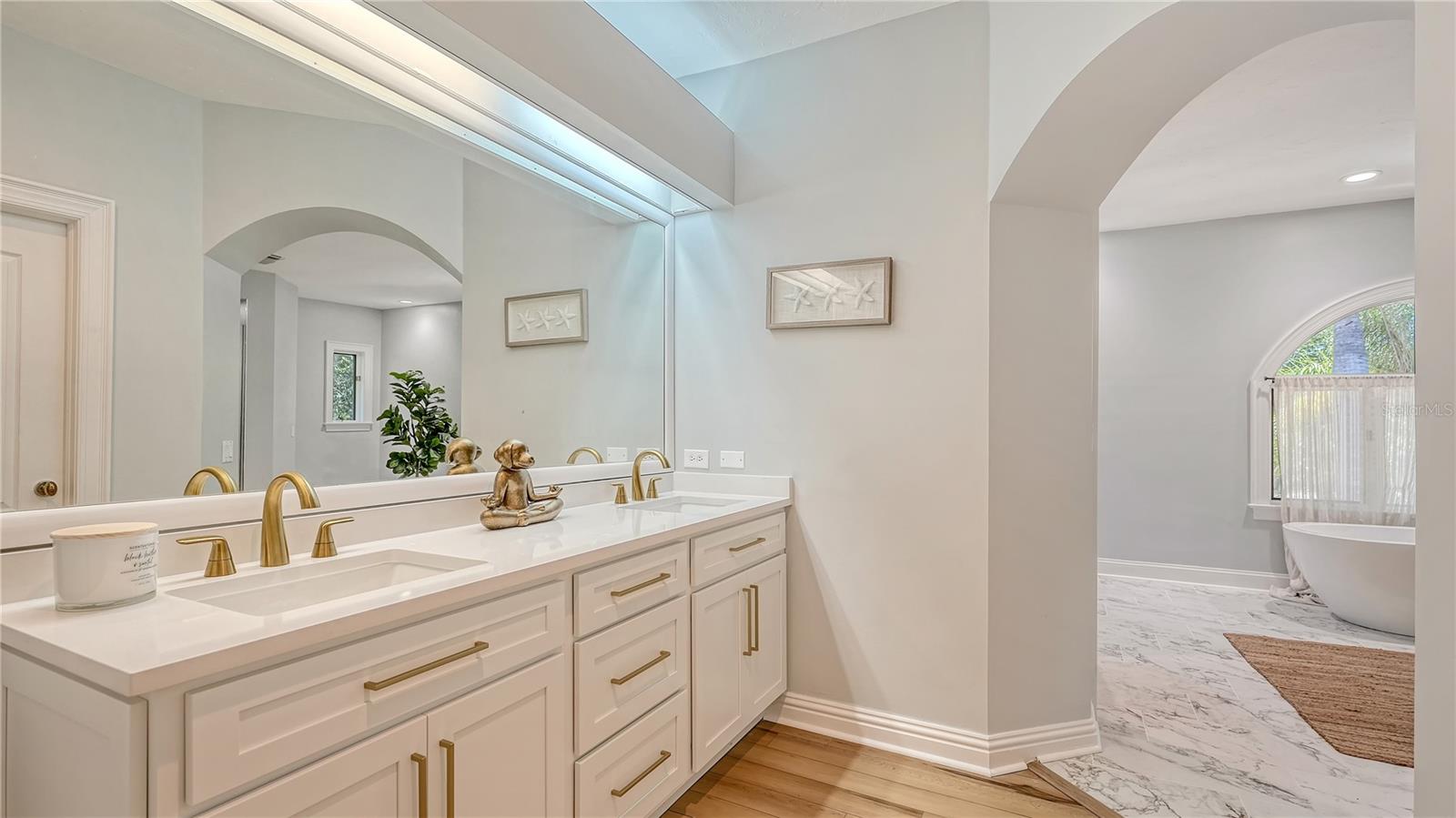 THE LANDINGS - Residential