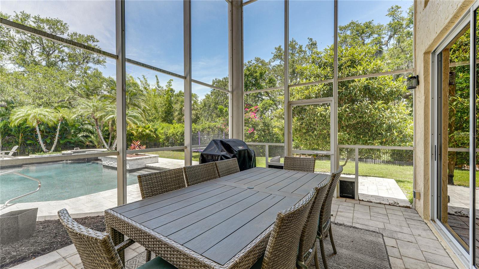 THE LANDINGS - Residential