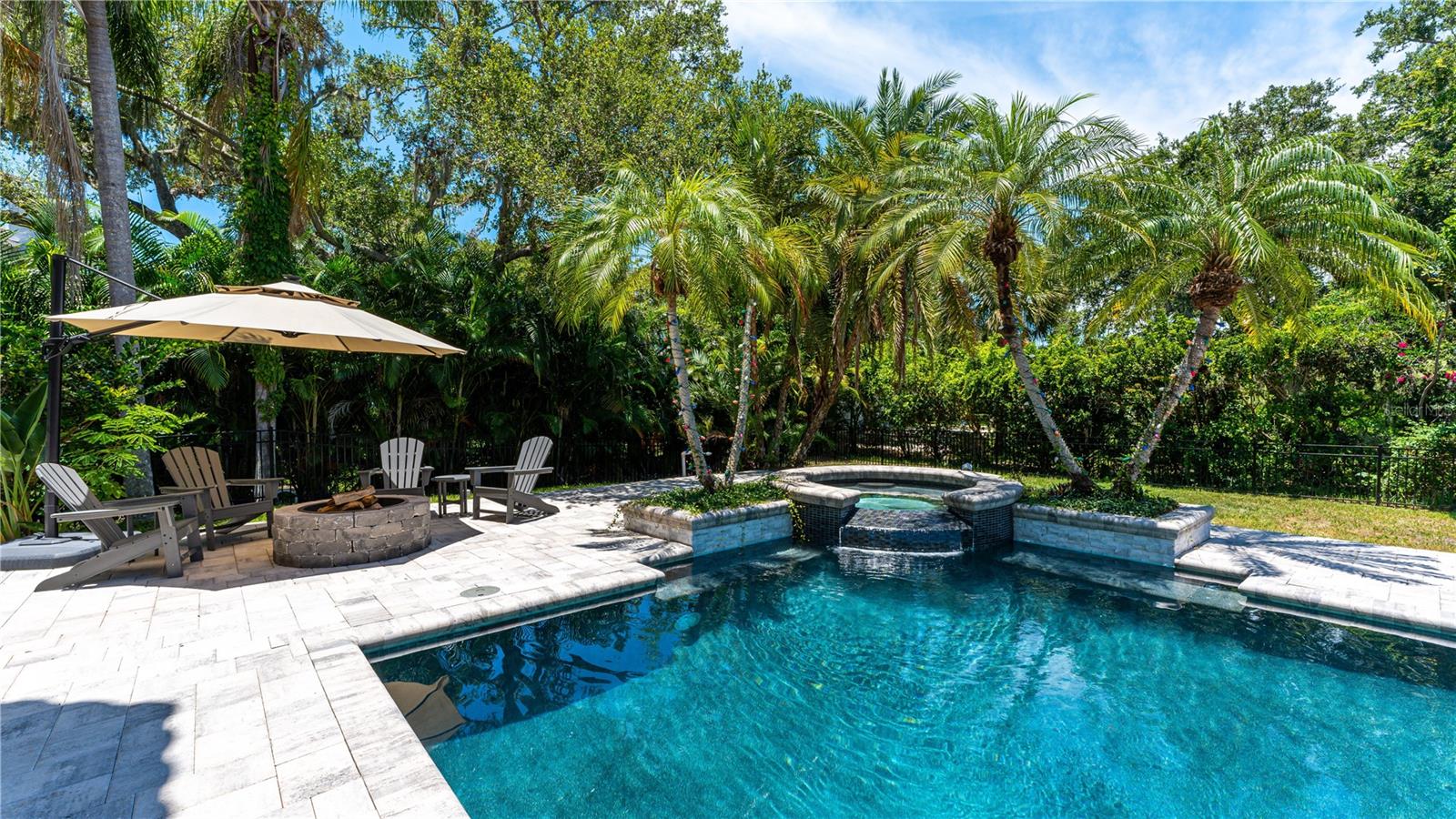 THE LANDINGS - Residential