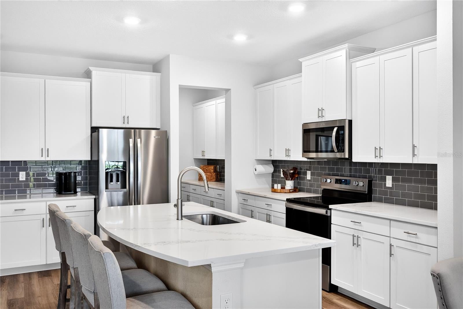 18009 TAVERNSIDE TRAIL