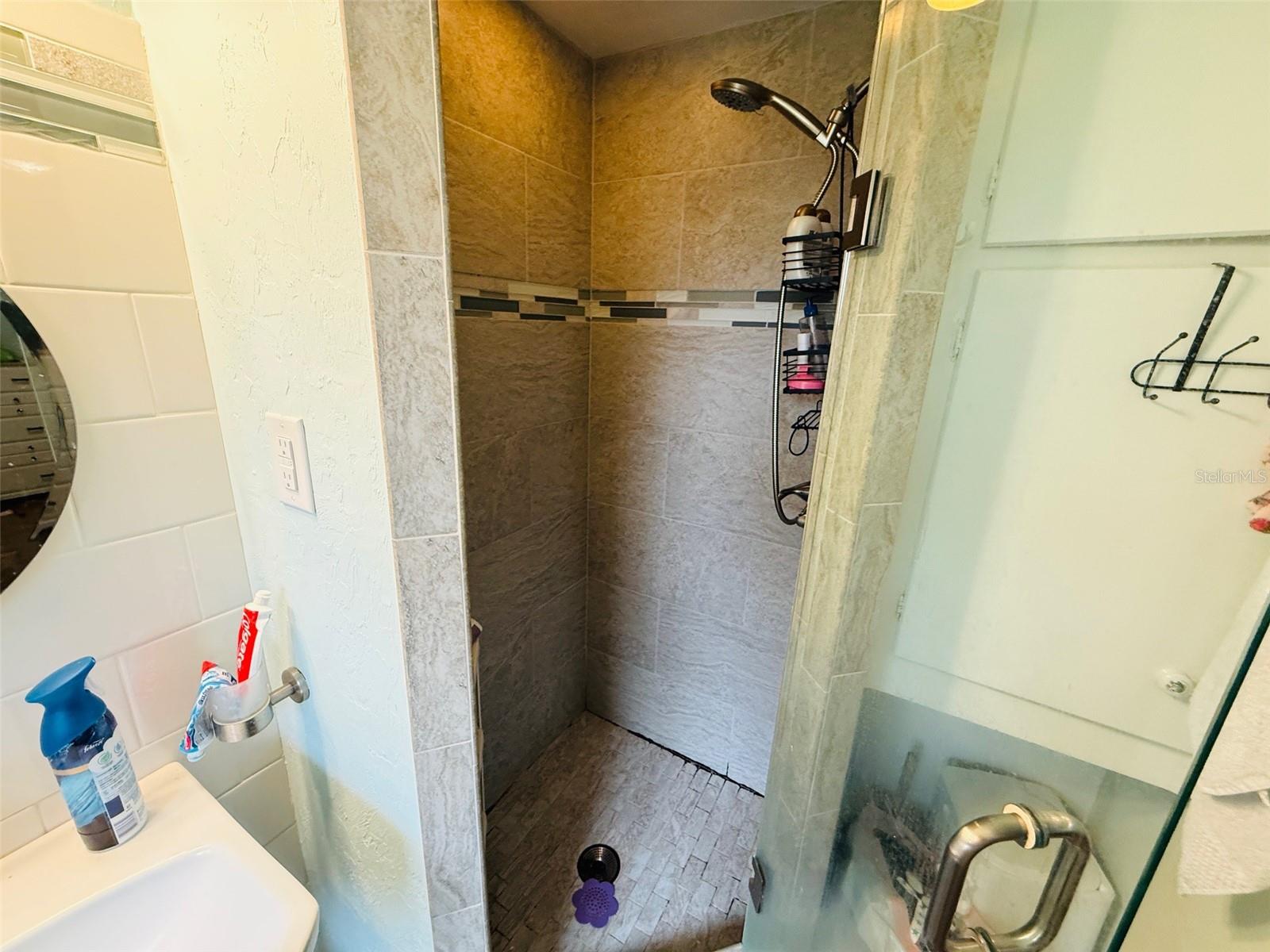 BLACK ACRES - Residential