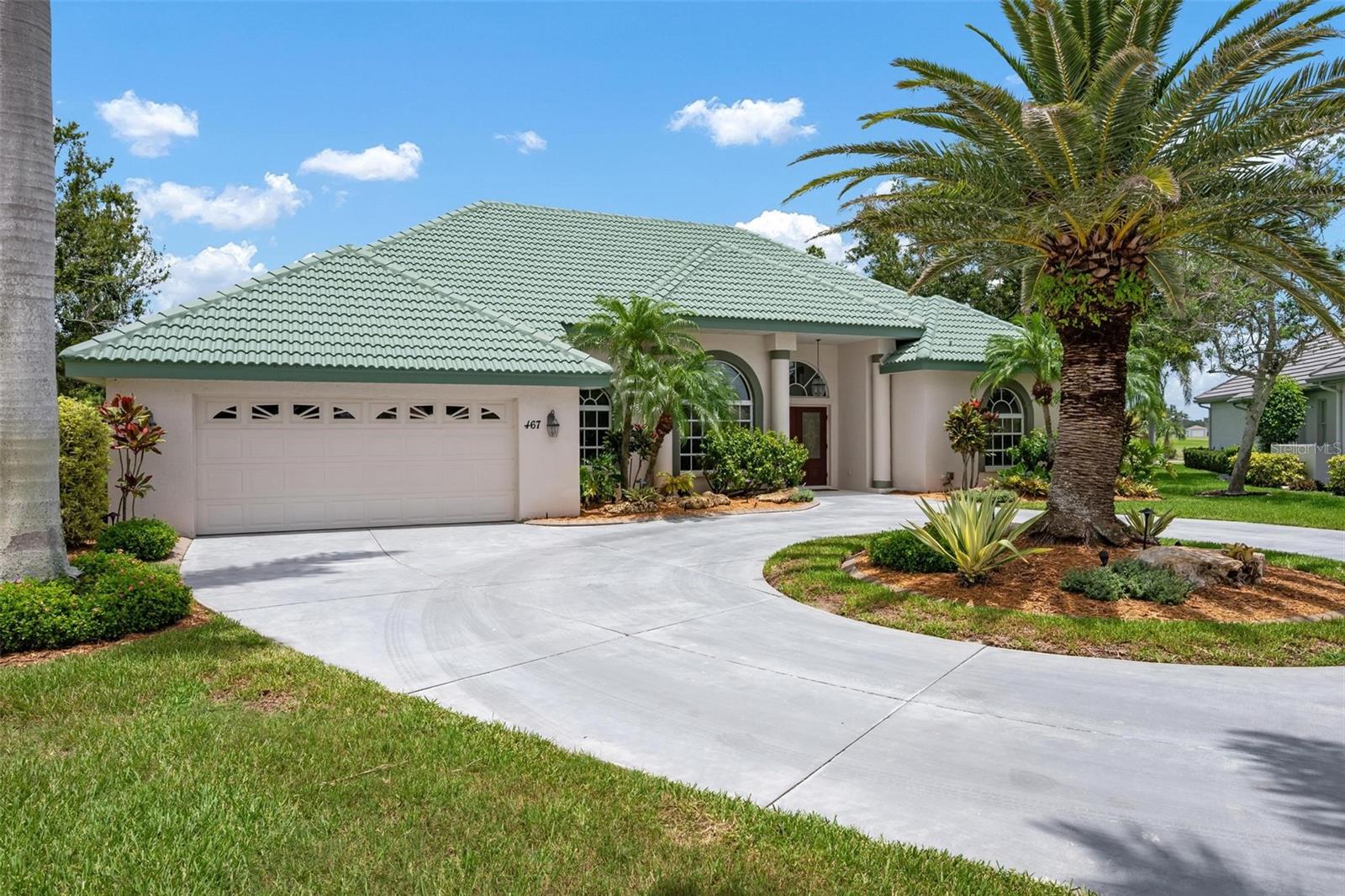 467 SHERBROOKE COURT