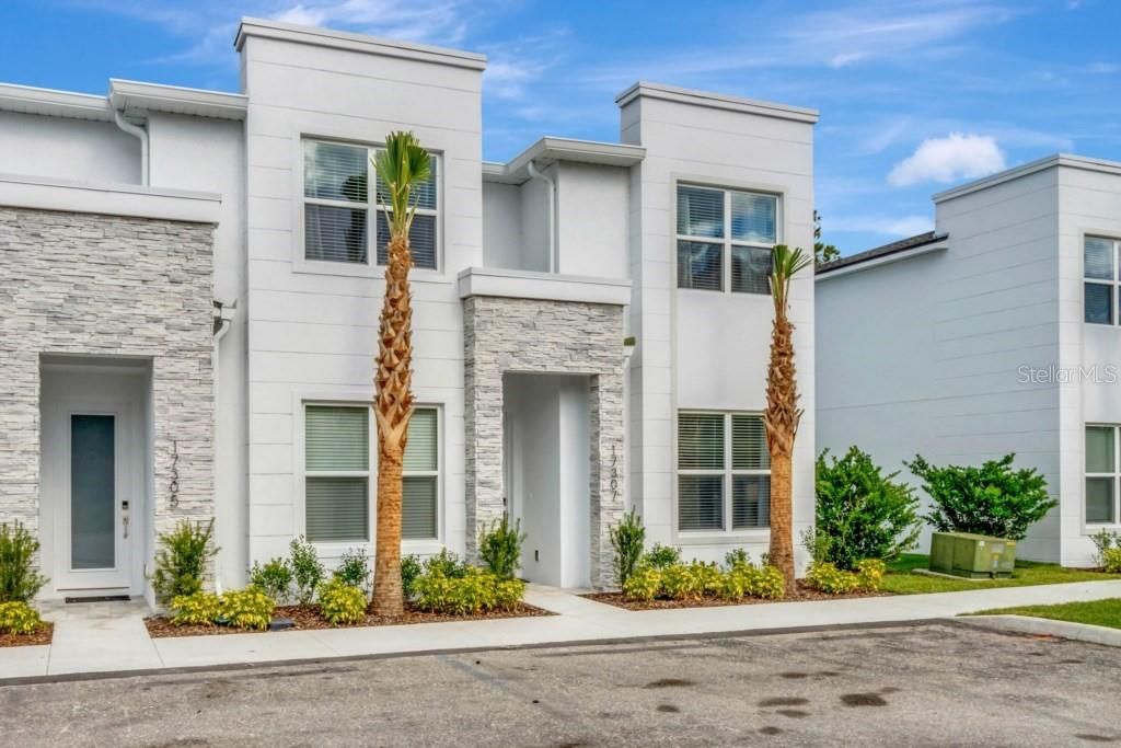 Photo of 17305 Hidden Forest Drive, Clermont, FL 34714 (MLS # S5134254)