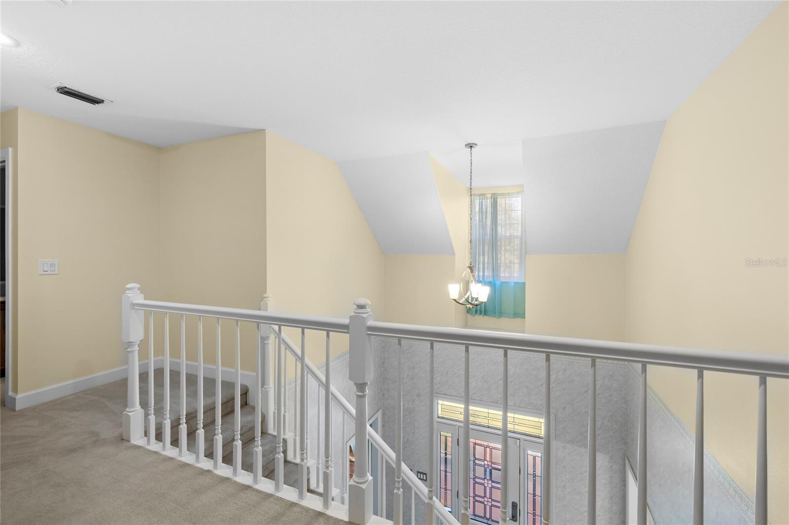 OAK HILLS - Residential