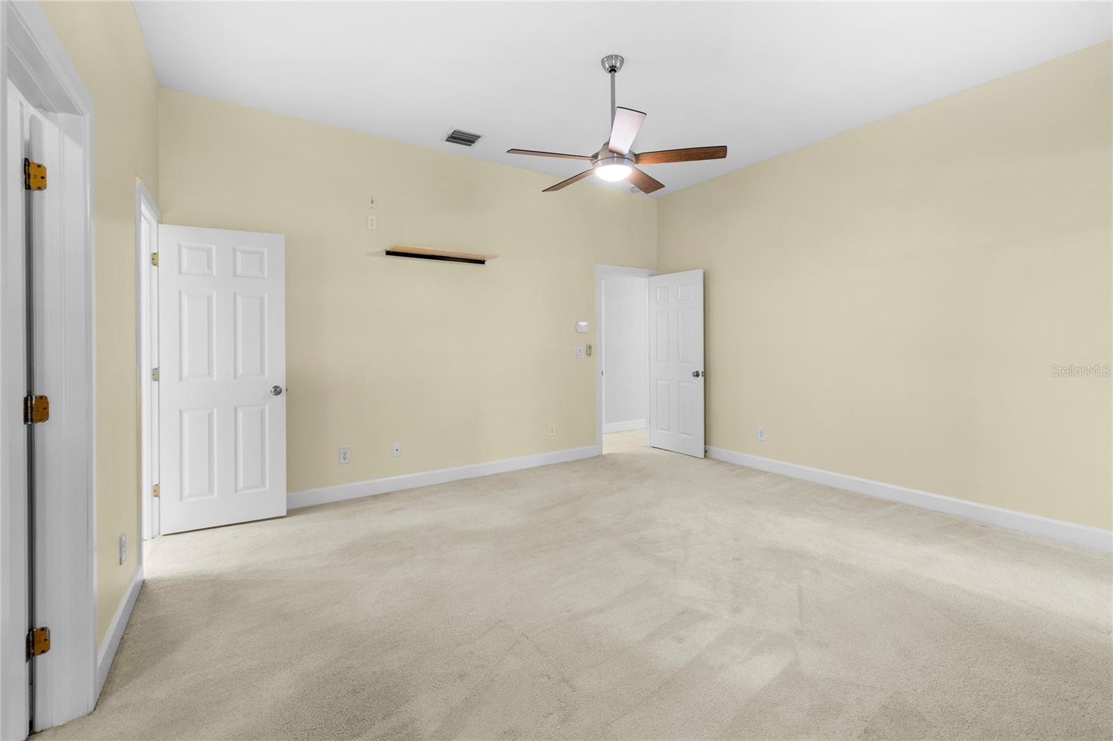 OAK HILLS - Residential