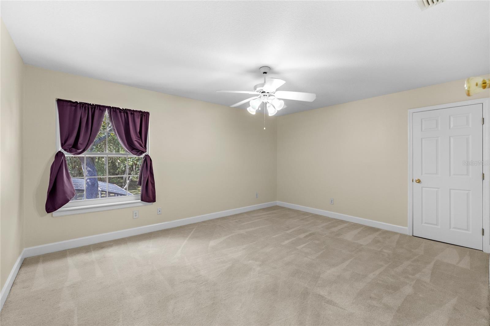 OAK HILLS - Residential