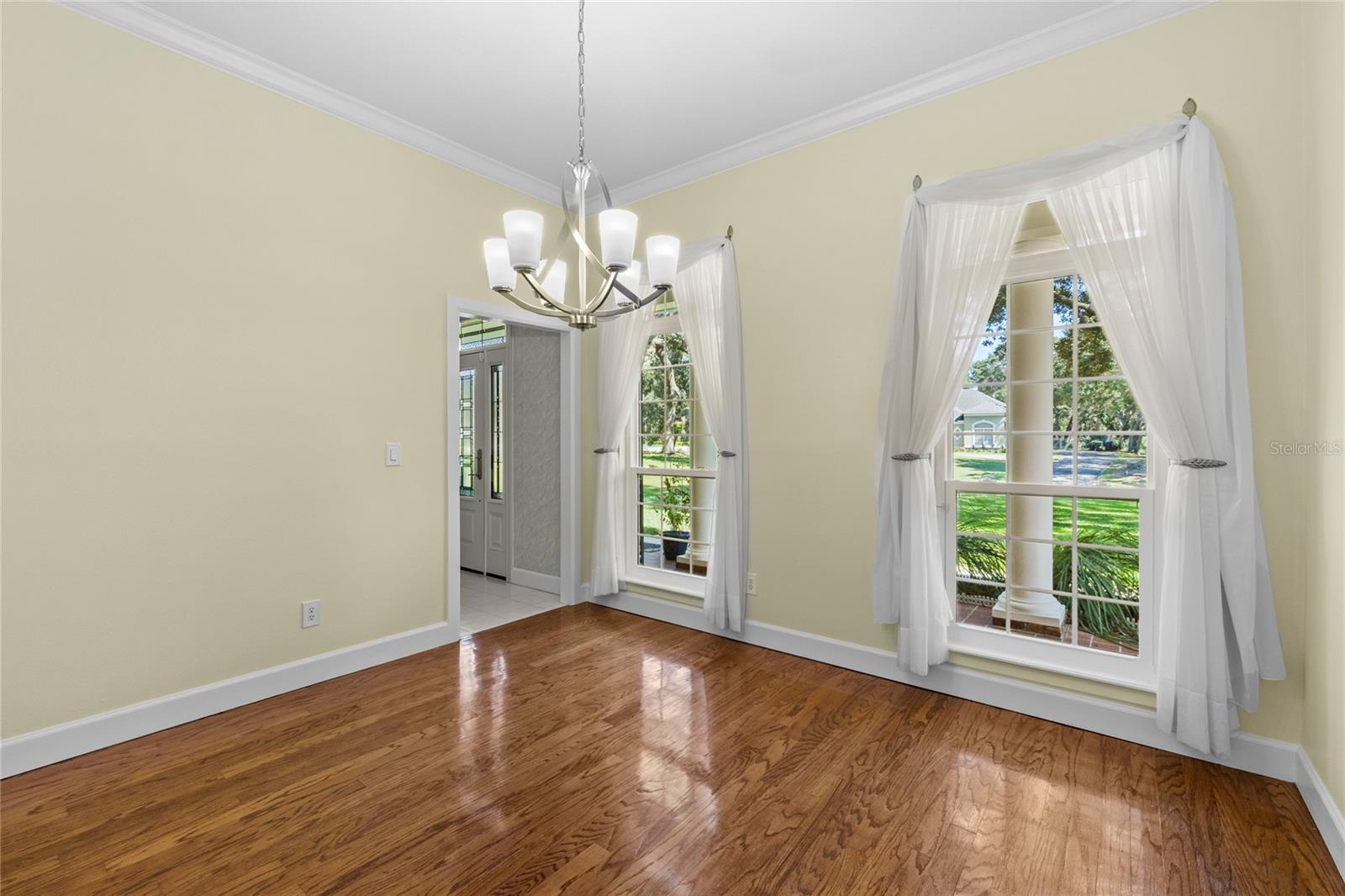 OAK HILLS - Residential