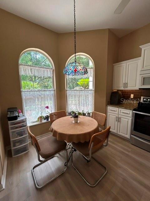 OAK RUN PARK VIEW - Residential