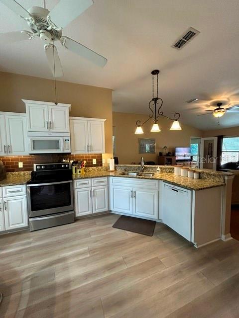 OAK RUN PARK VIEW - Residential