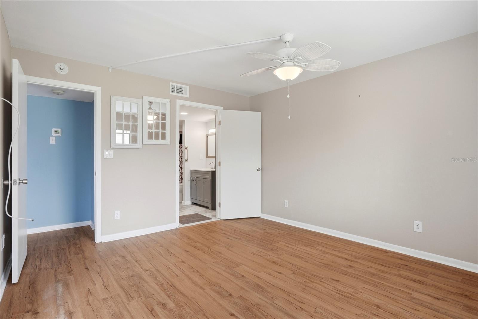 SHADOW LAKES CONDO - Residential