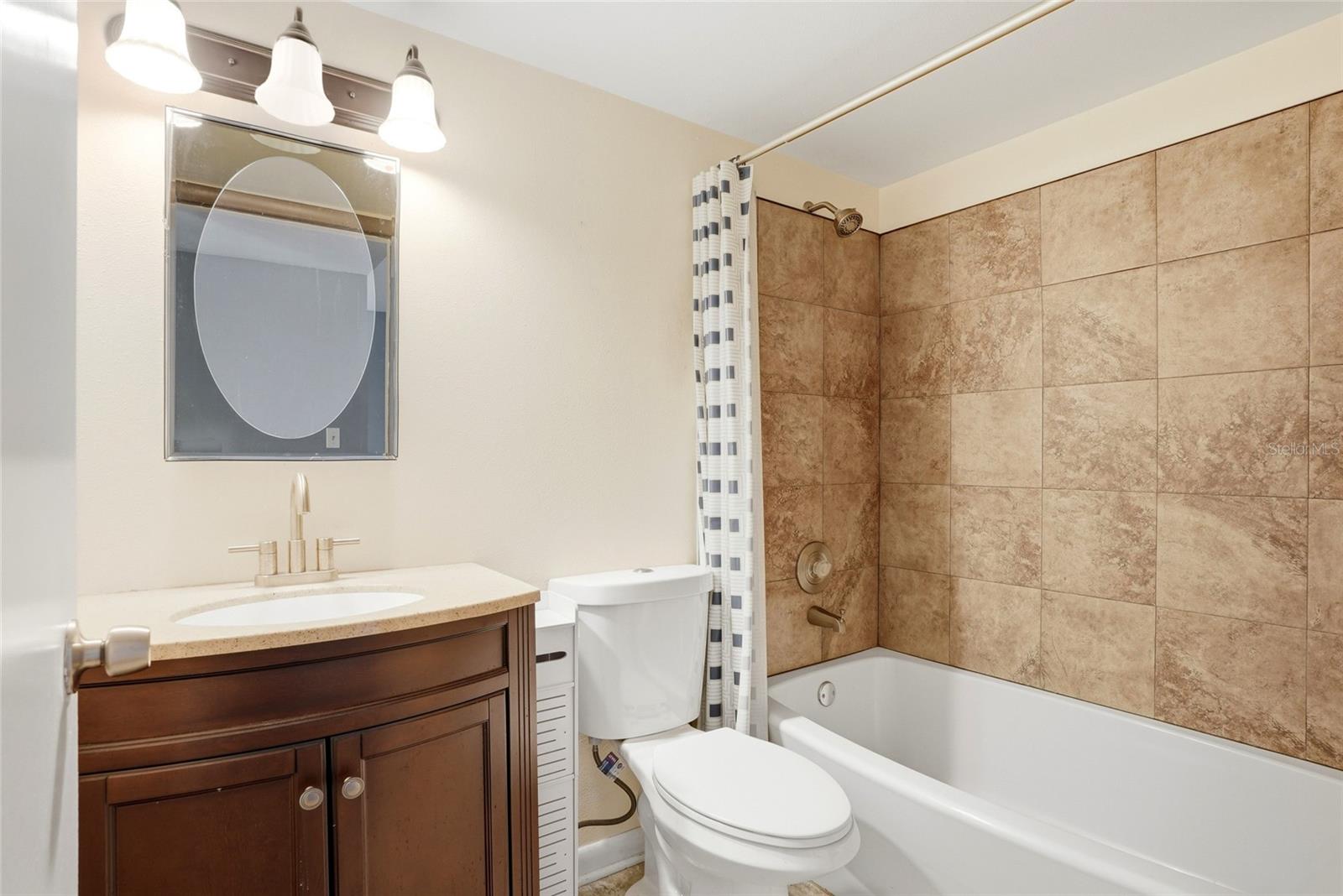 SHADOW LAKES CONDO - Residential