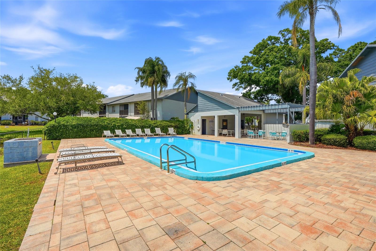 SHADOW LAKES CONDO - Residential