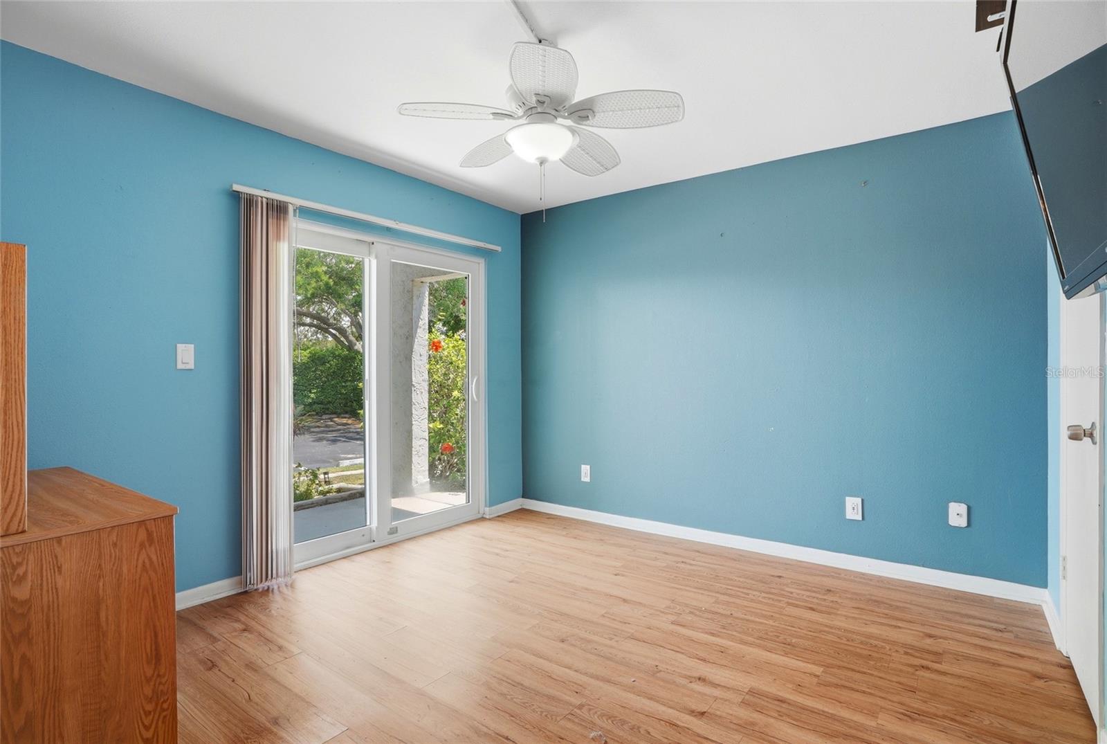 SHADOW LAKES CONDO - Residential