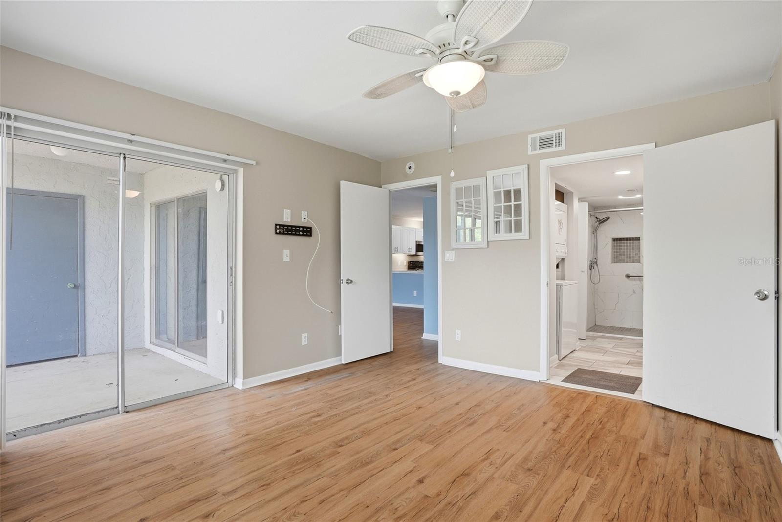 SHADOW LAKES CONDO - Residential