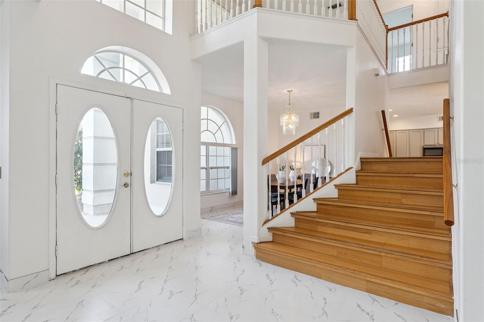 WINTERMERE POINTE - Residential