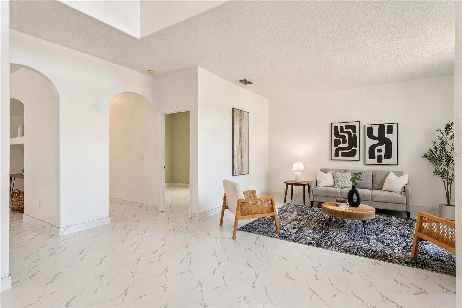 WINTERMERE POINTE - Residential