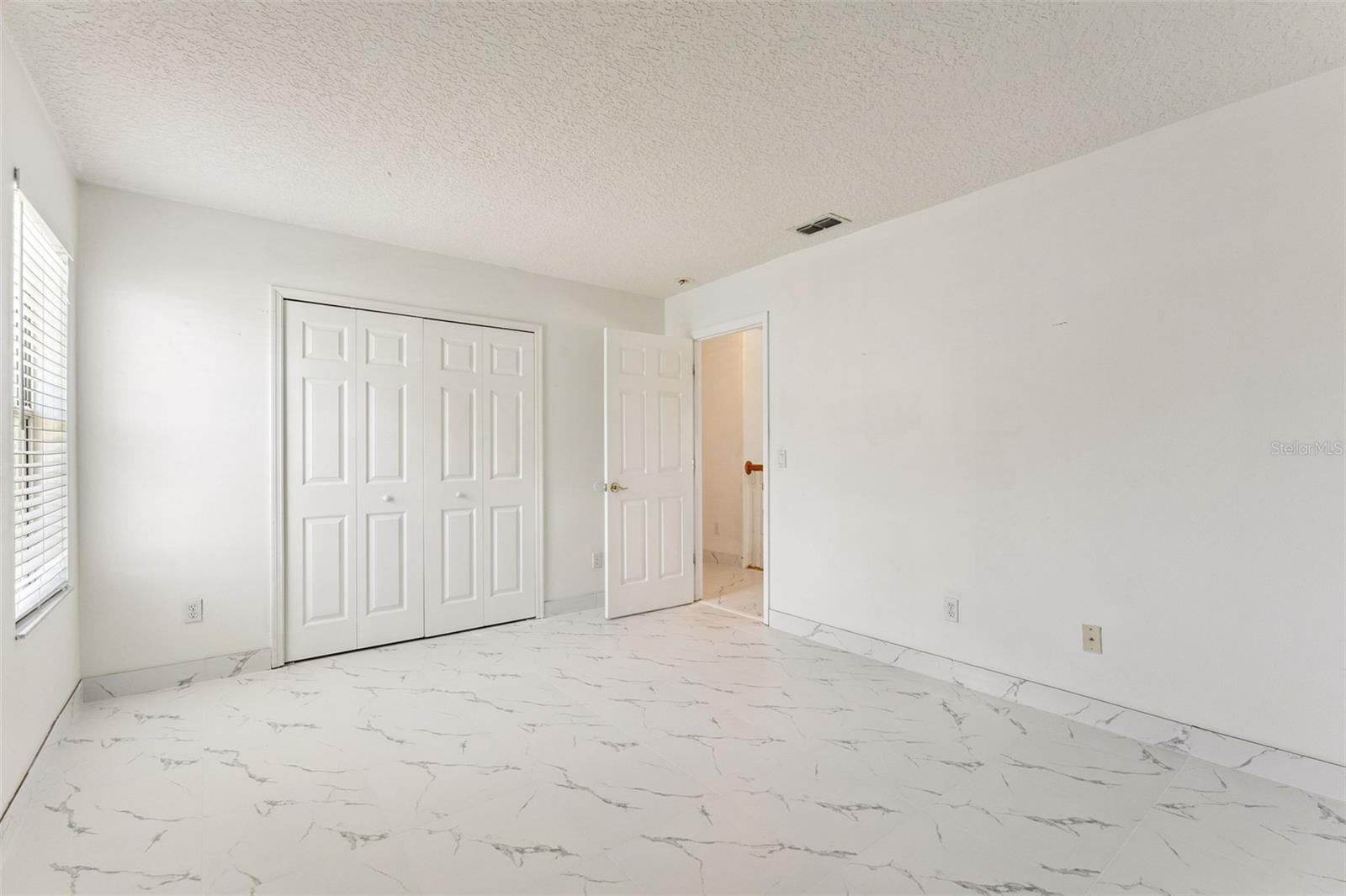 WINTERMERE POINTE - Residential