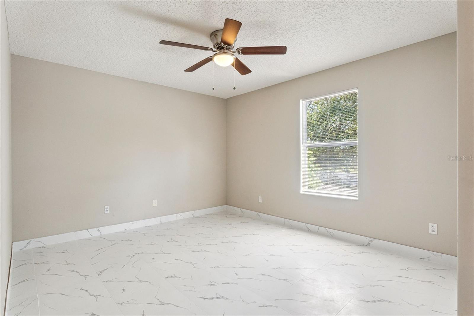 WINTERMERE POINTE - Residential