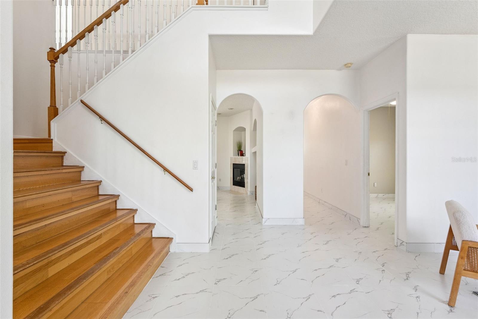 WINTERMERE POINTE - Residential