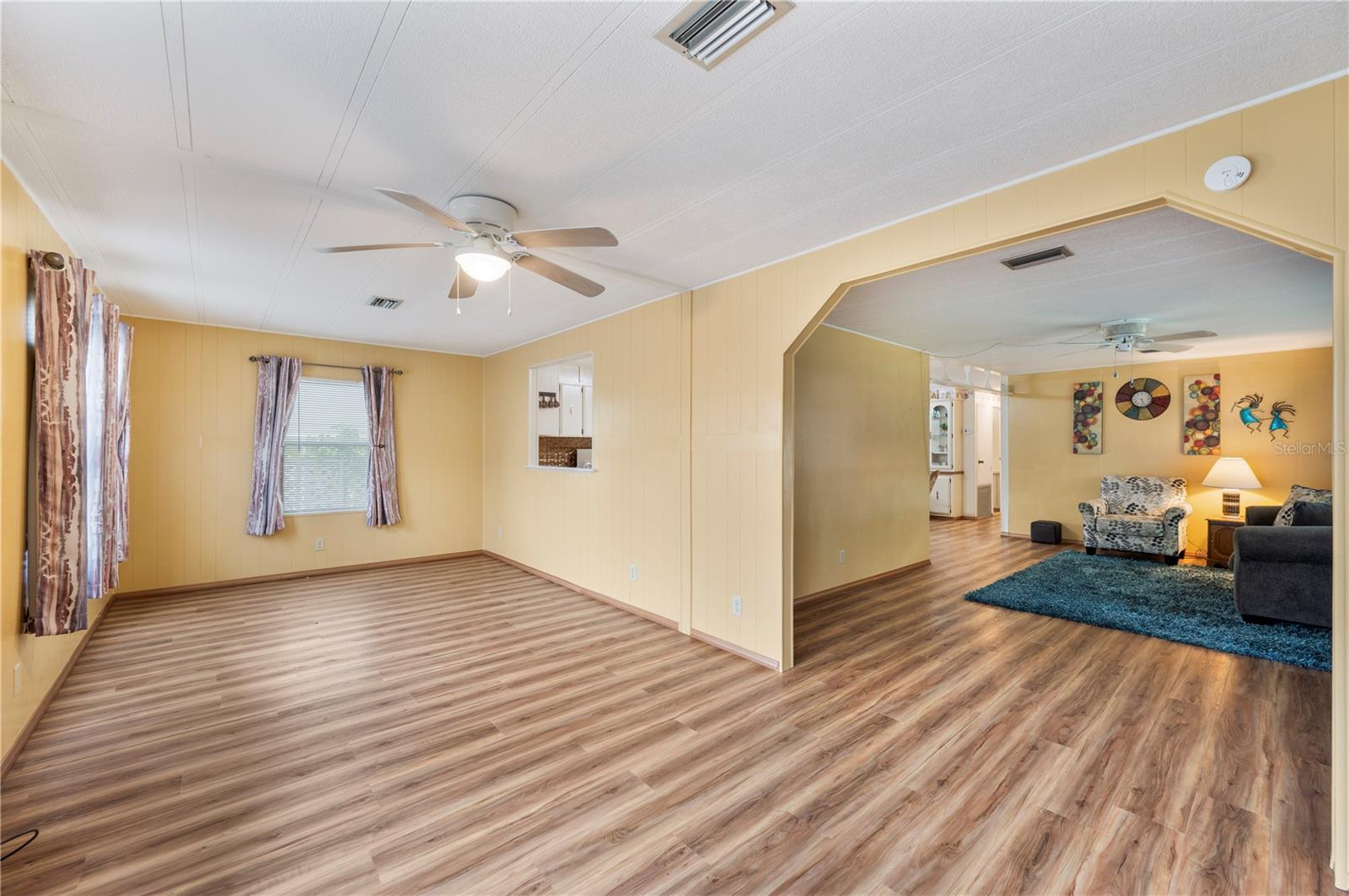 LAKE MARIANA ACRES - Residential