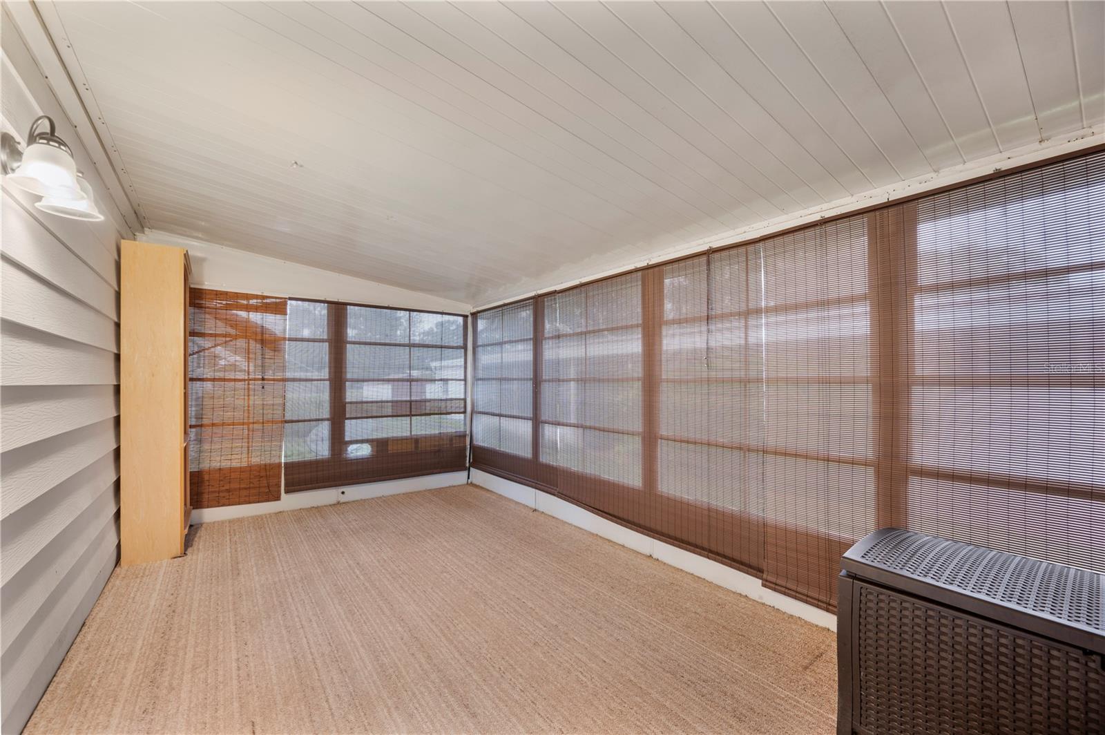 LAKE MARIANA ACRES - Residential