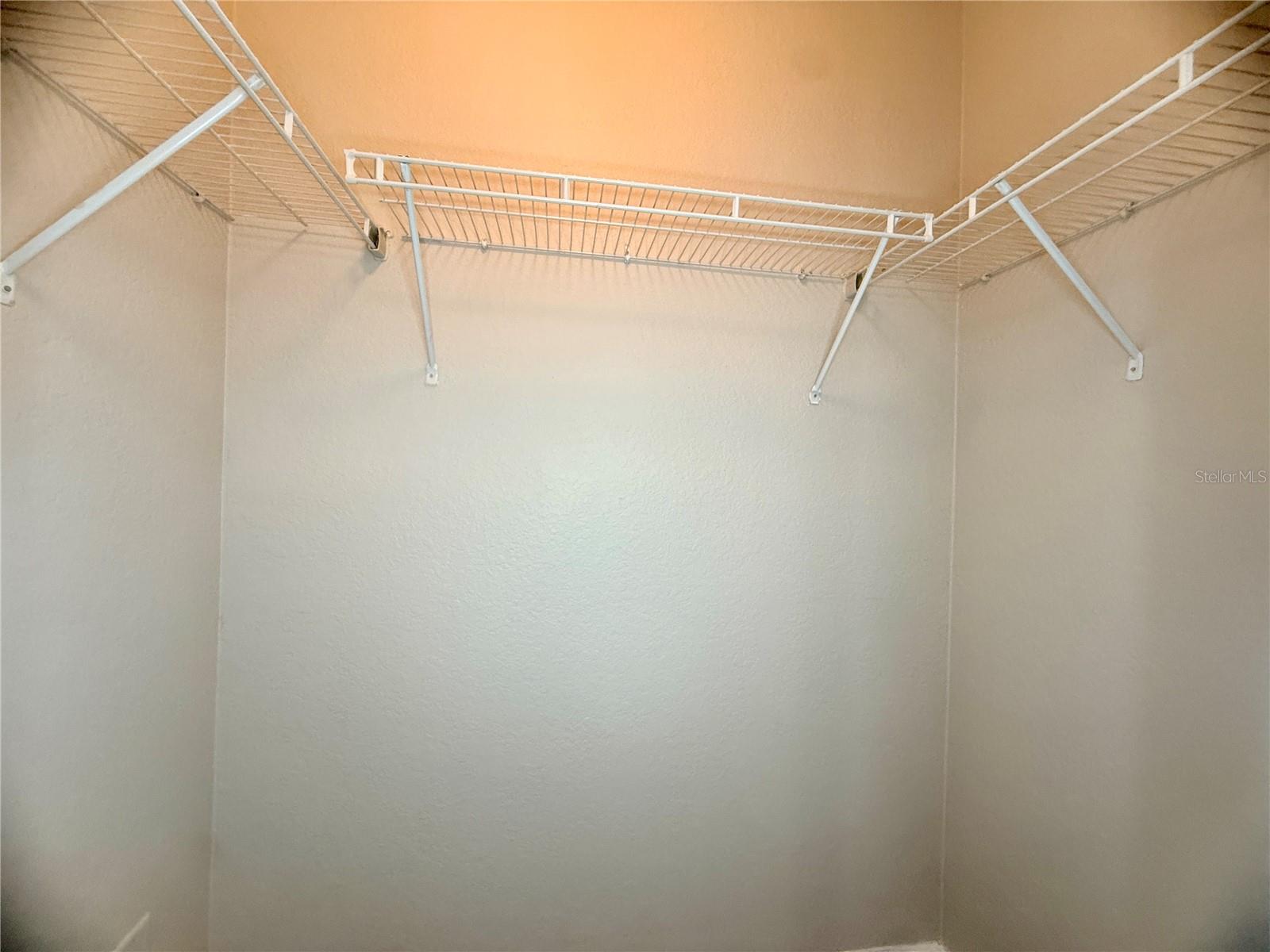 ESTATES/PK CENTRAL CONDO - Residential Lease