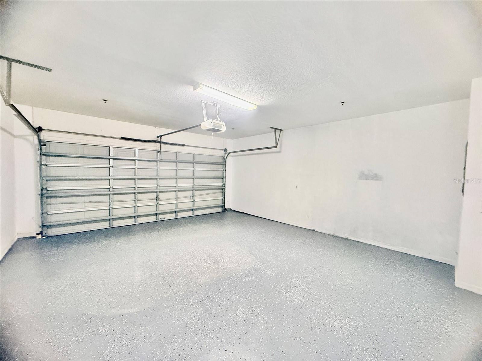 ESTATES/PK CENTRAL CONDO - Residential Lease