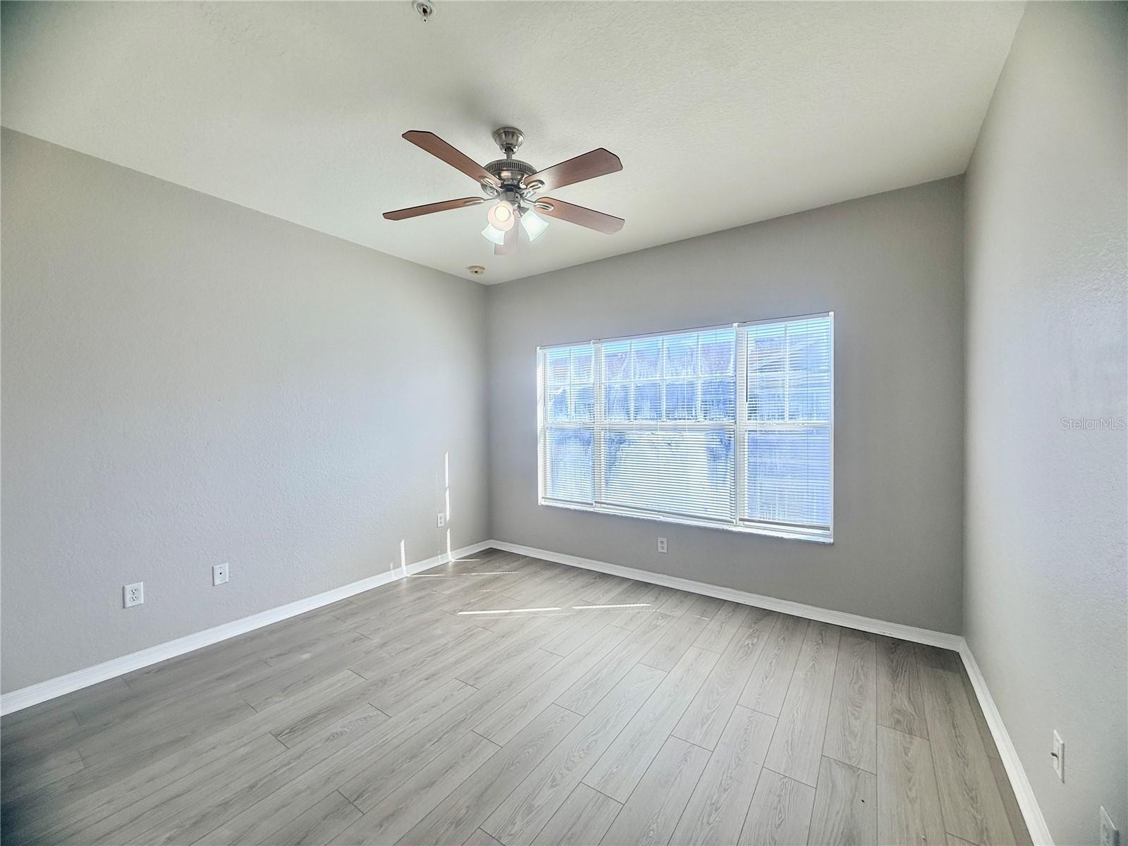 ESTATES/PK CENTRAL CONDO - Residential Lease