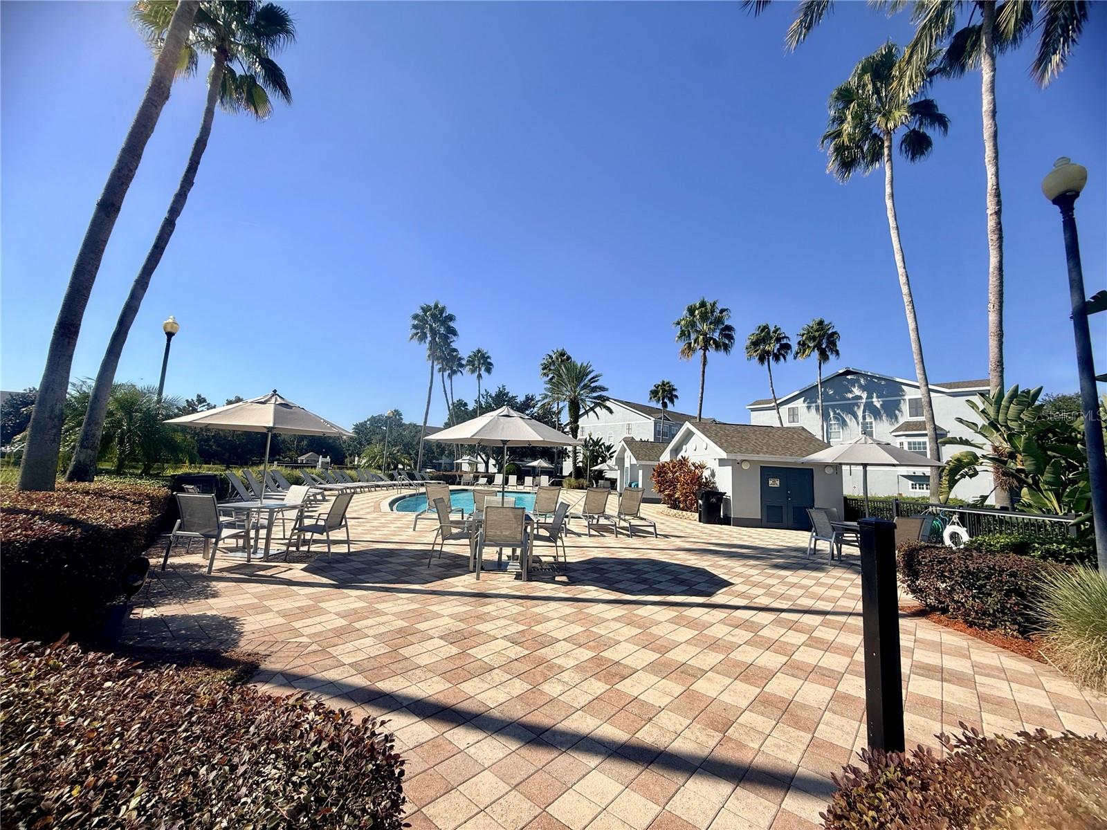 ESTATES/PK CENTRAL CONDO - Residential Lease