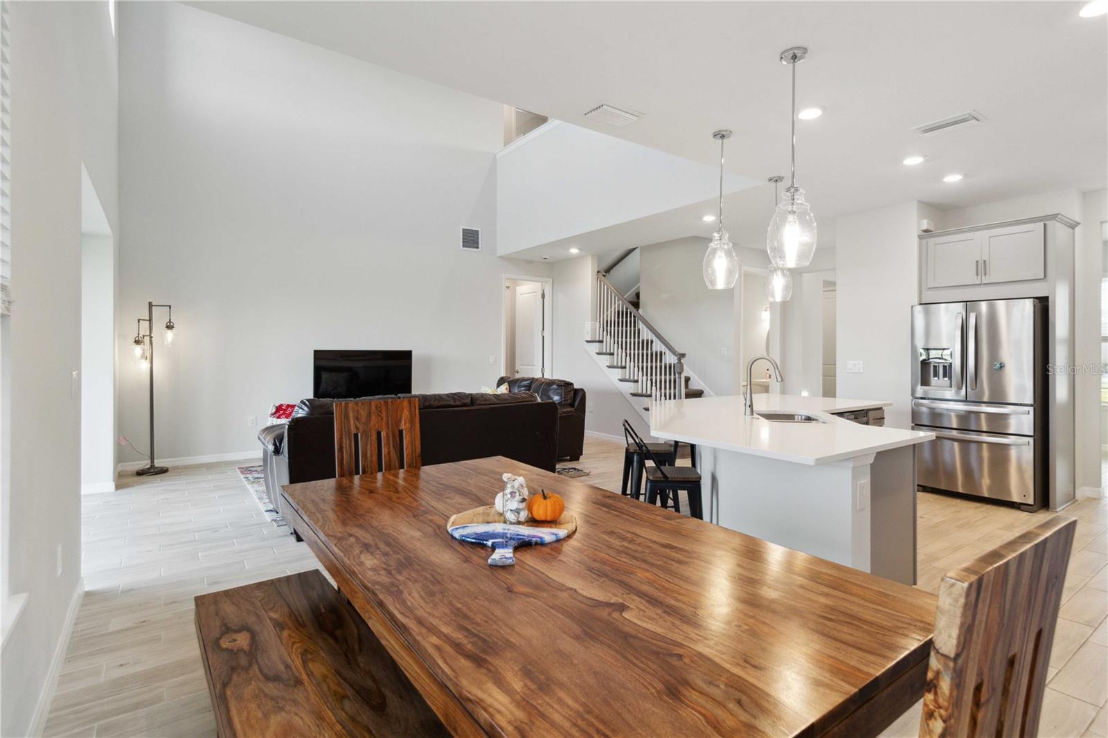 PALMERO/SORRENTO PH II - Residential Lease