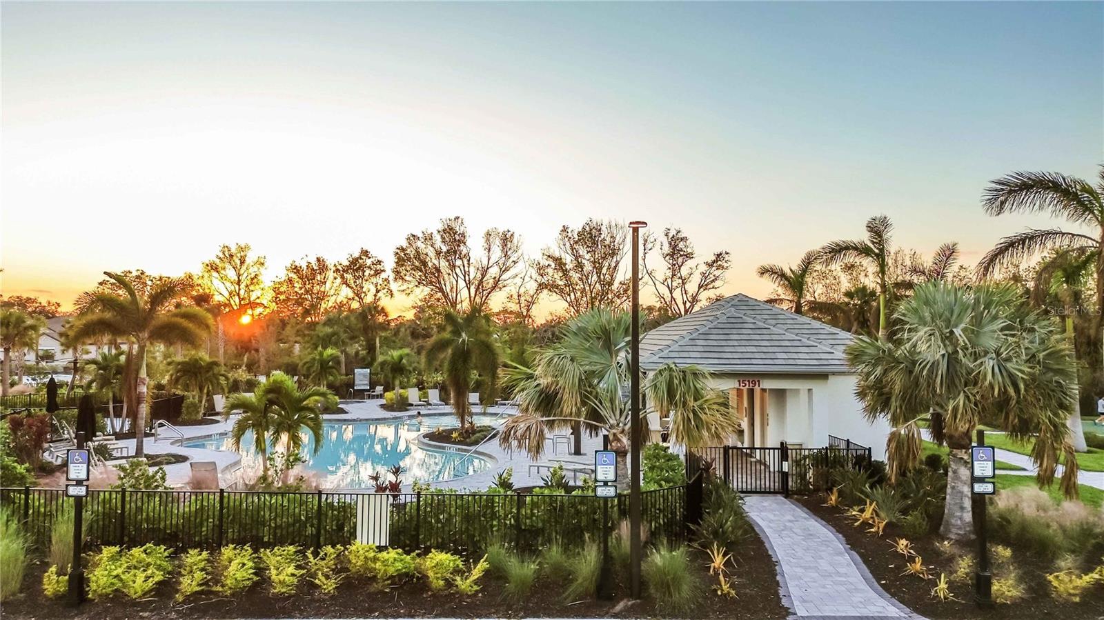 PALMERO/SORRENTO PH II - Residential Lease