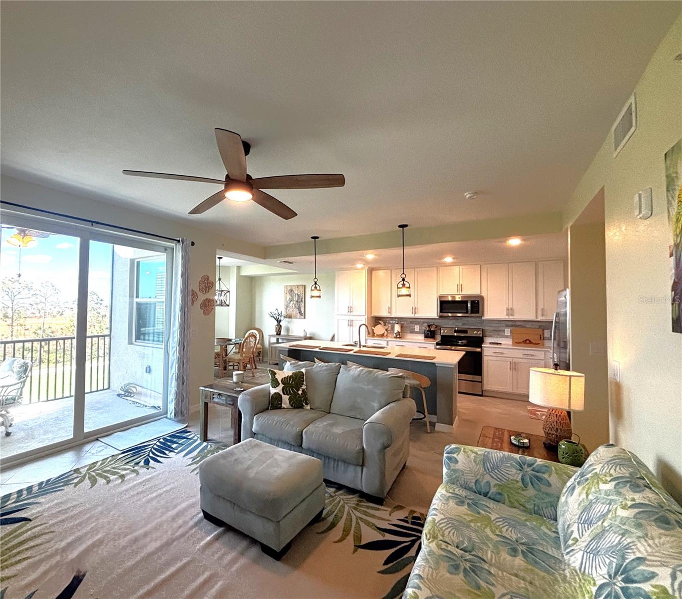 WELLEN GOLF & COUNTRY CLUB - Residential Lease