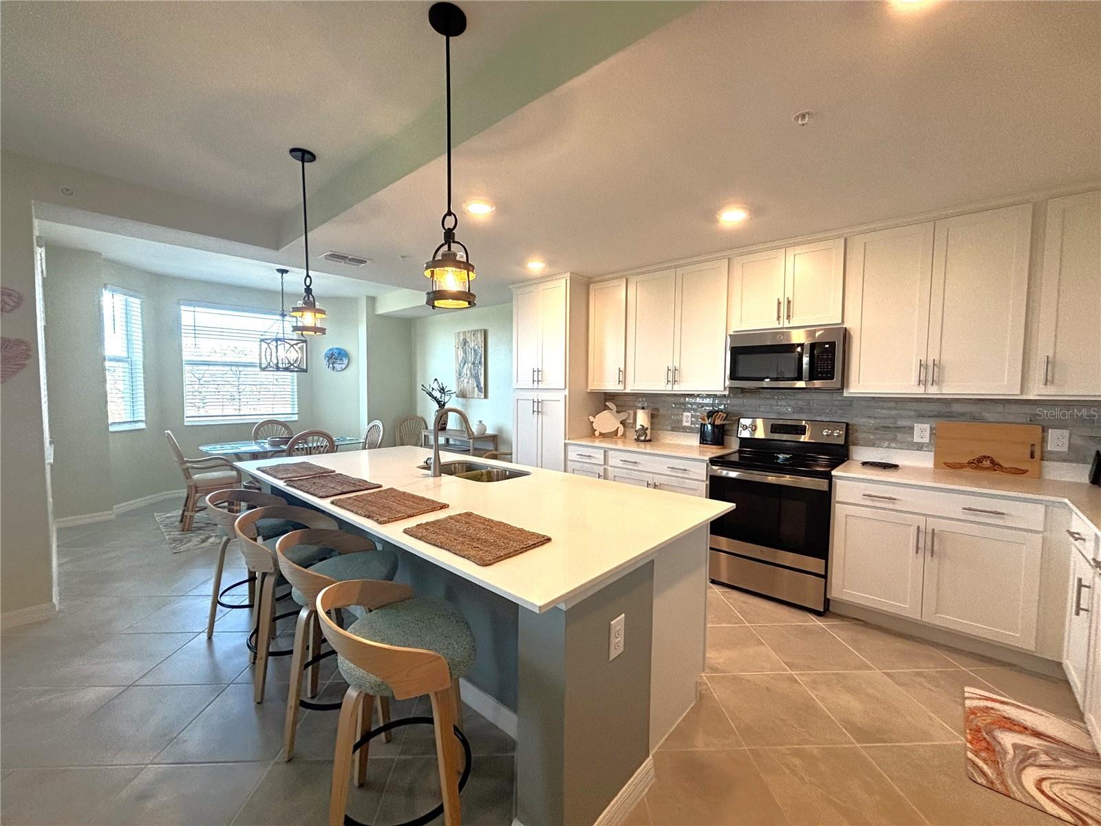WELLEN GOLF & COUNTRY CLUB - Residential Lease