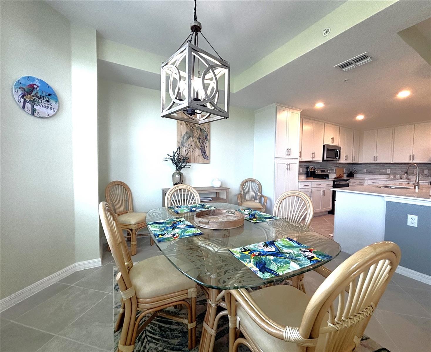 WELLEN GOLF & COUNTRY CLUB - Residential Lease