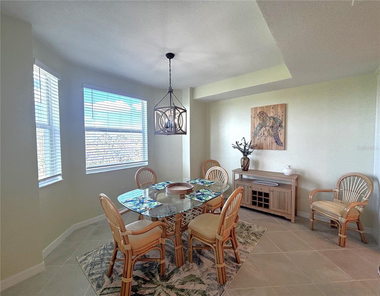 WELLEN GOLF & COUNTRY CLUB - Residential Lease
