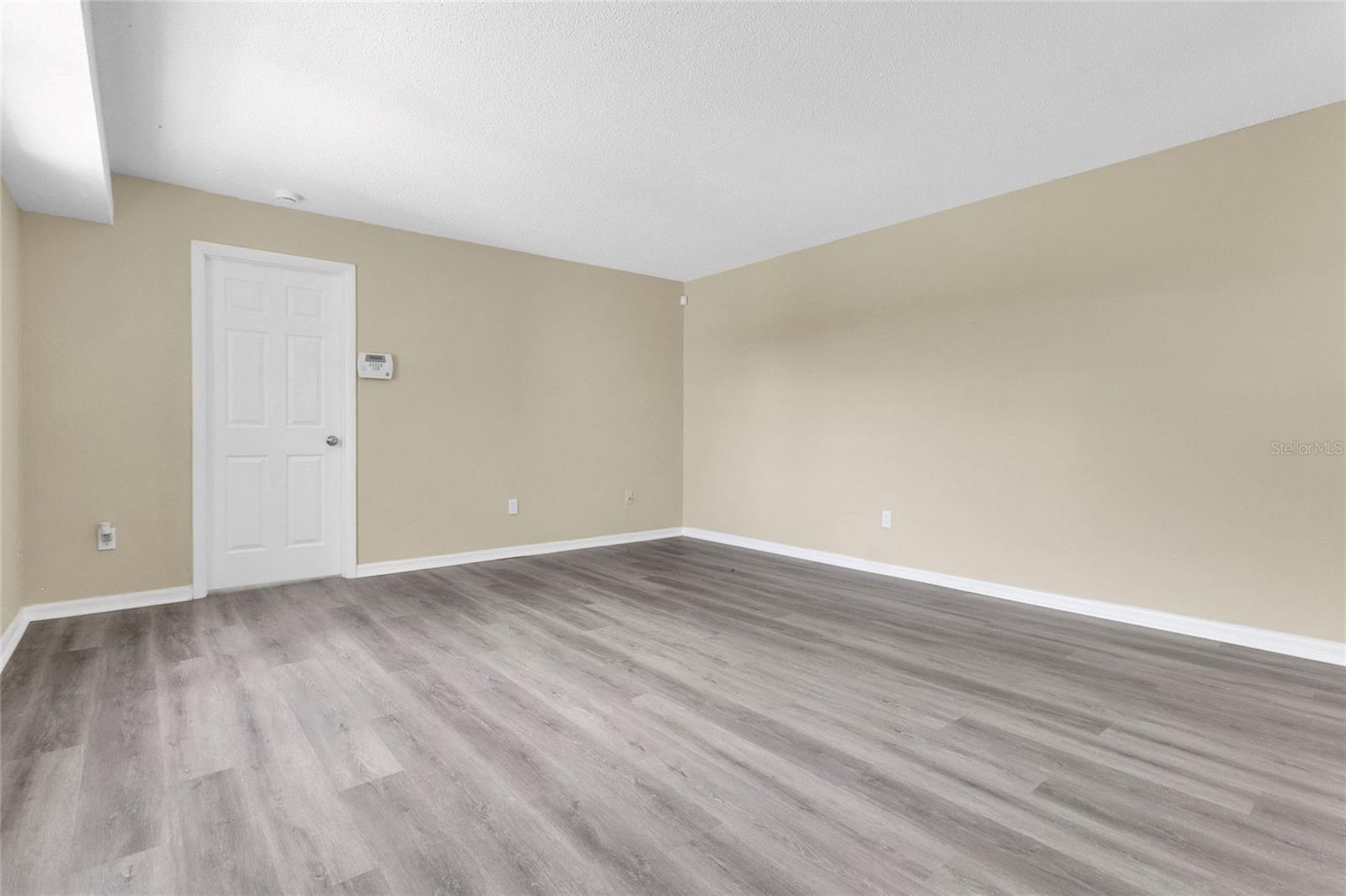WINDTREE GARDENS CONDO PH 01 - Residential