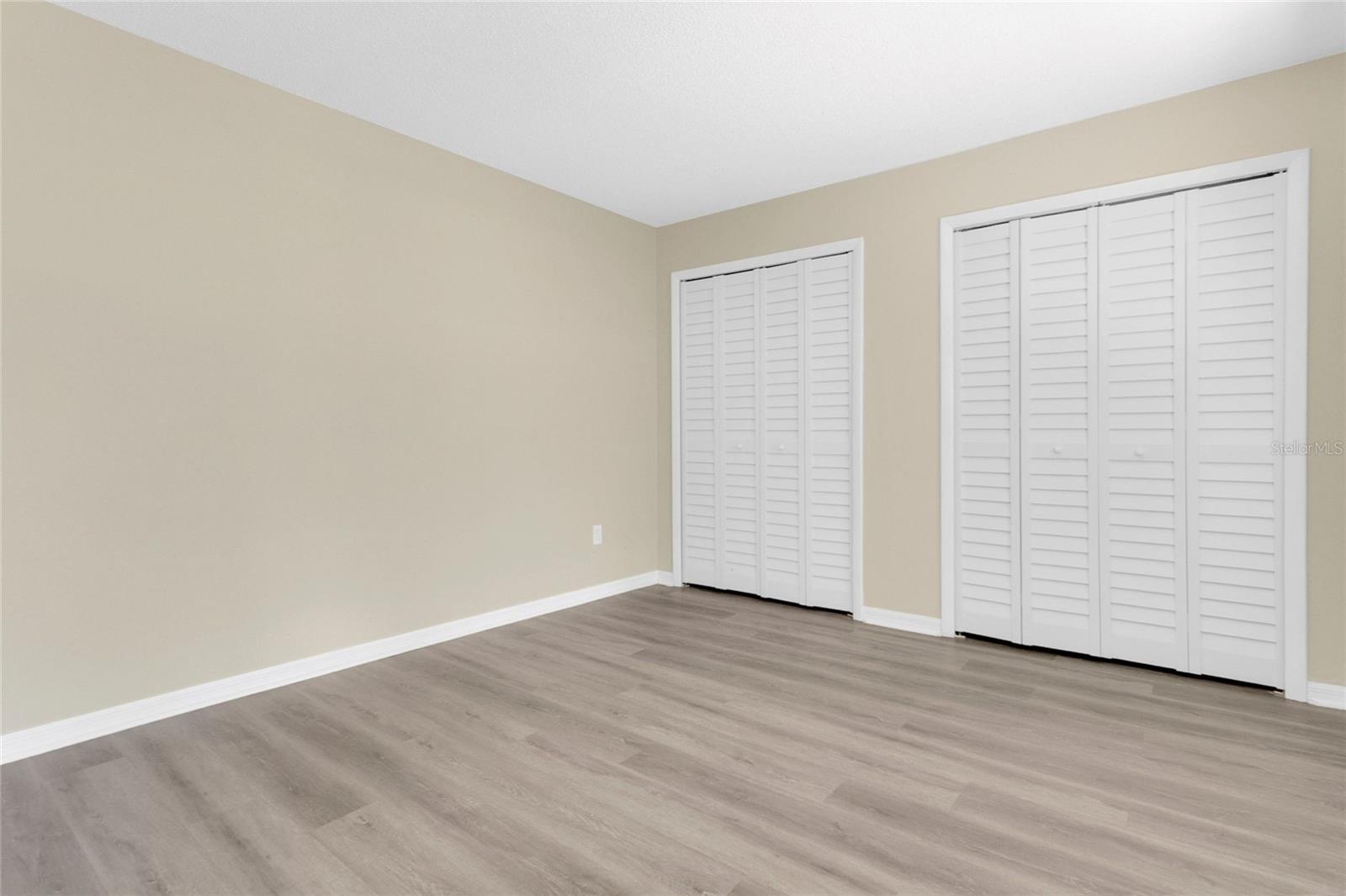 WINDTREE GARDENS CONDO PH 01 - Residential
