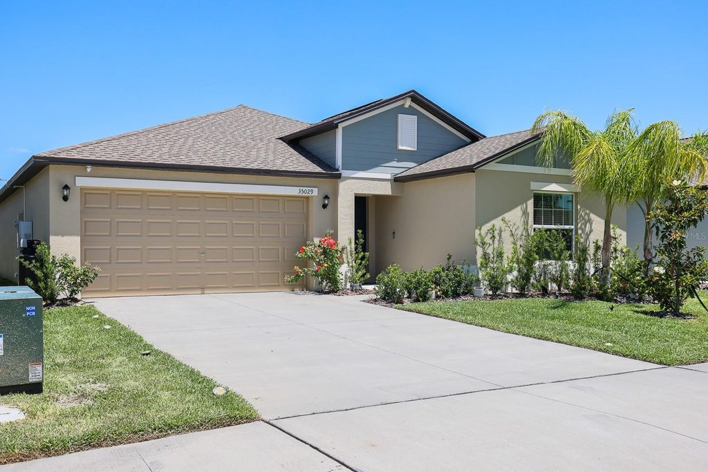 Photo of 35029 Brackett Bend, Zephyrhills, FL 33541 (MLS # TB8380970)