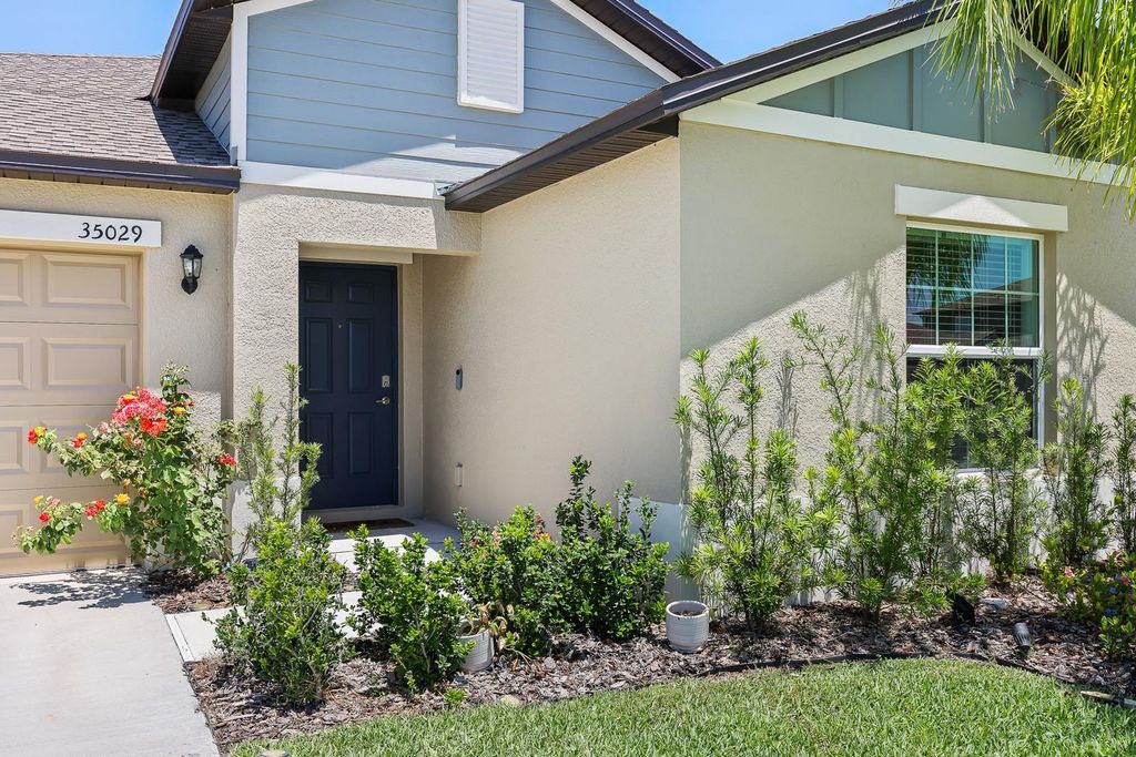 Photo of 35029 Brackett Bend, Zephyrhills, FL 33541 (MLS # TB8380970)