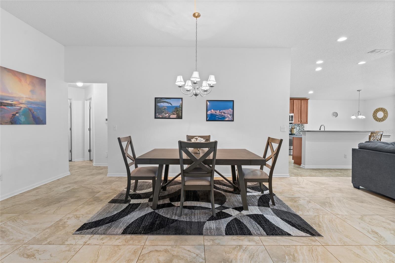 723 MANDARIN TERRACE
