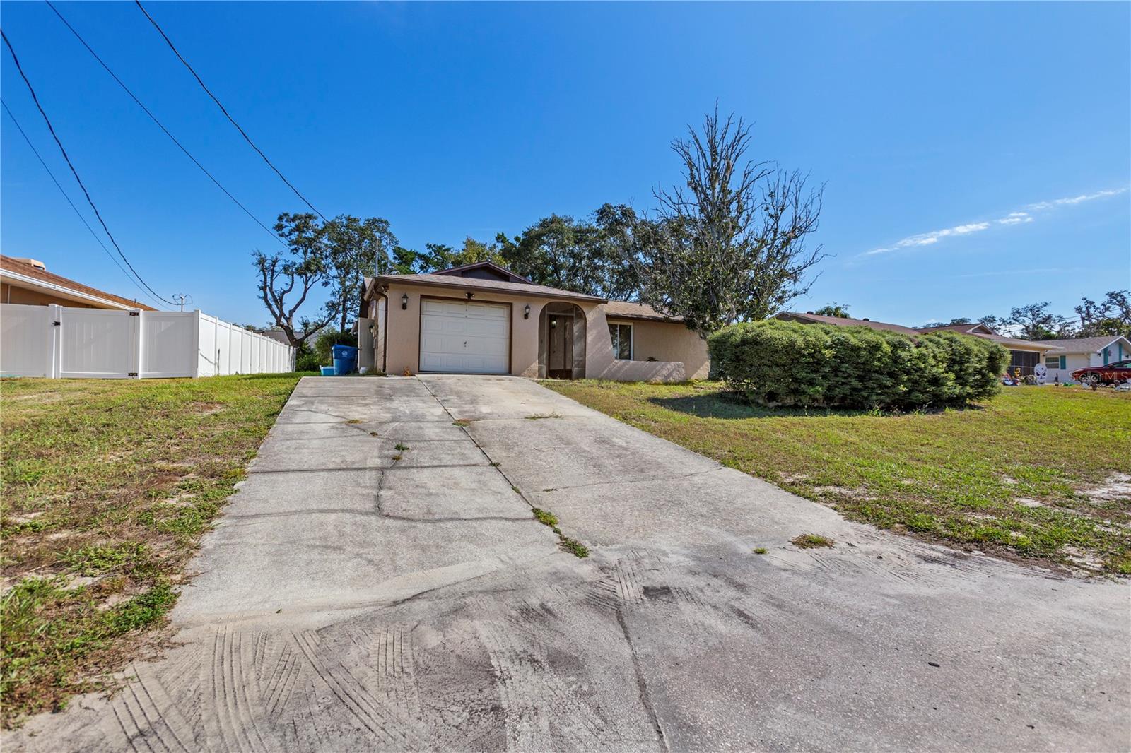 SPRING HILL - Residential