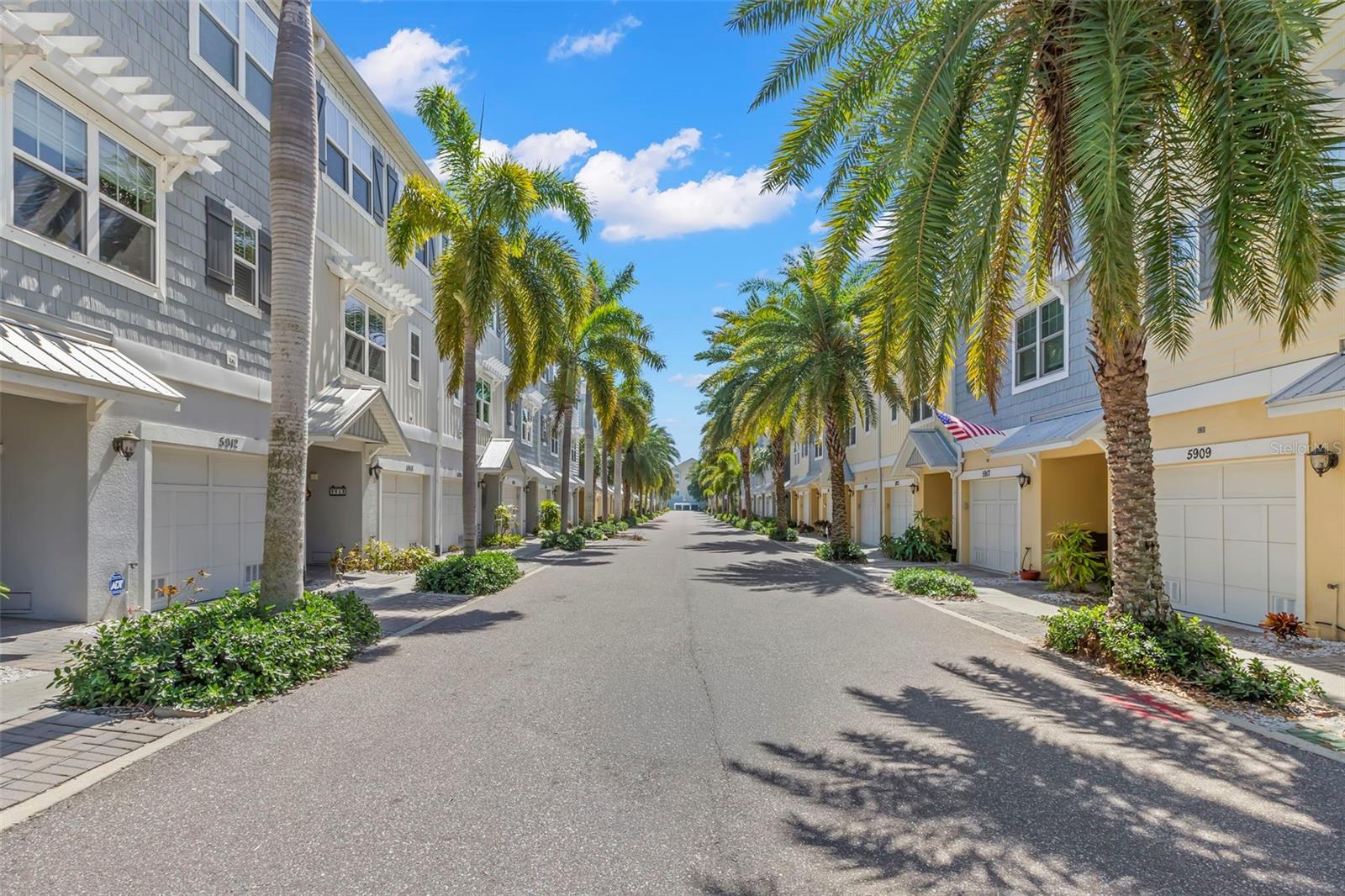 COVE AT LOGGERHEAD MARINA - Residential