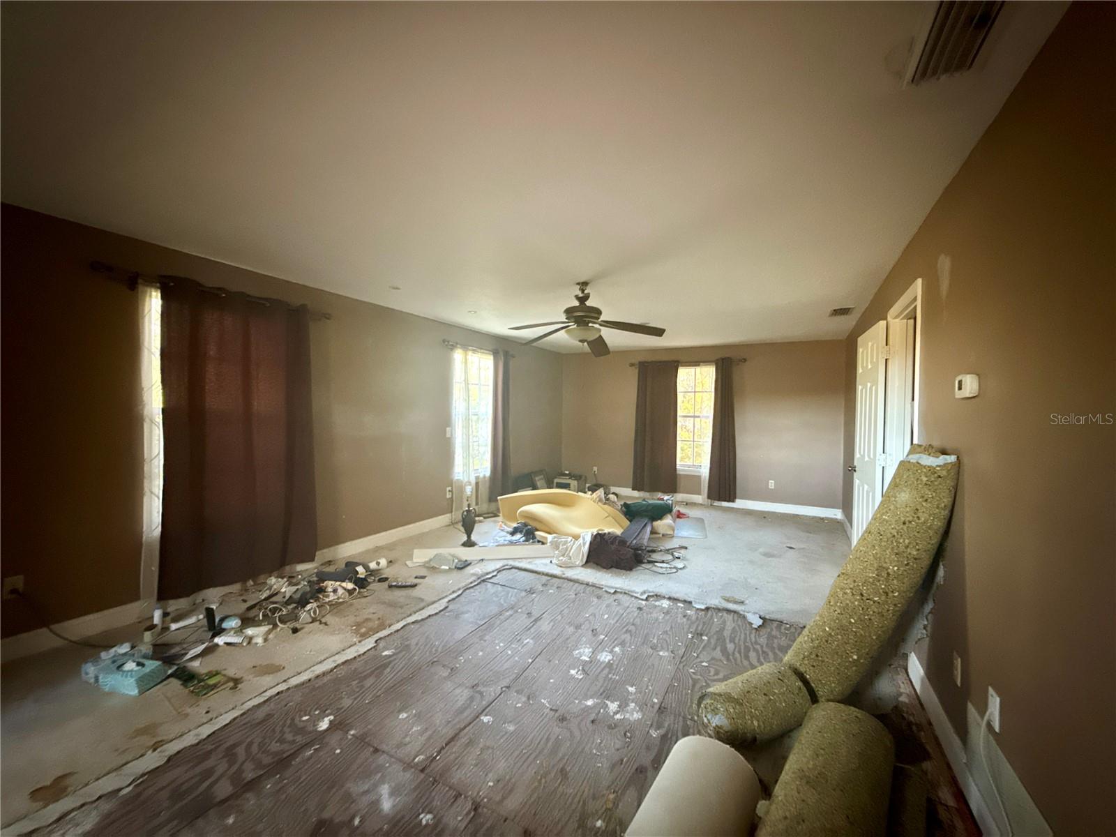 FOX CREEK ACRES - Residential