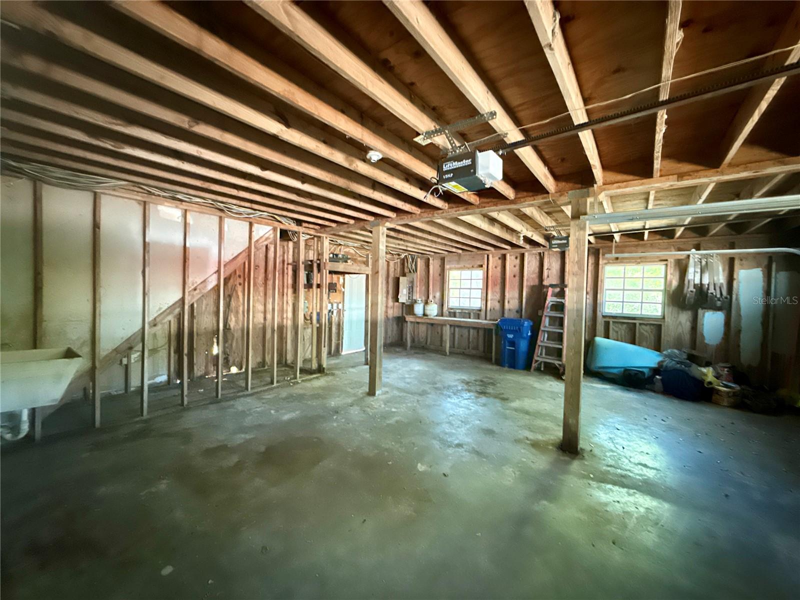 FOX CREEK ACRES - Residential