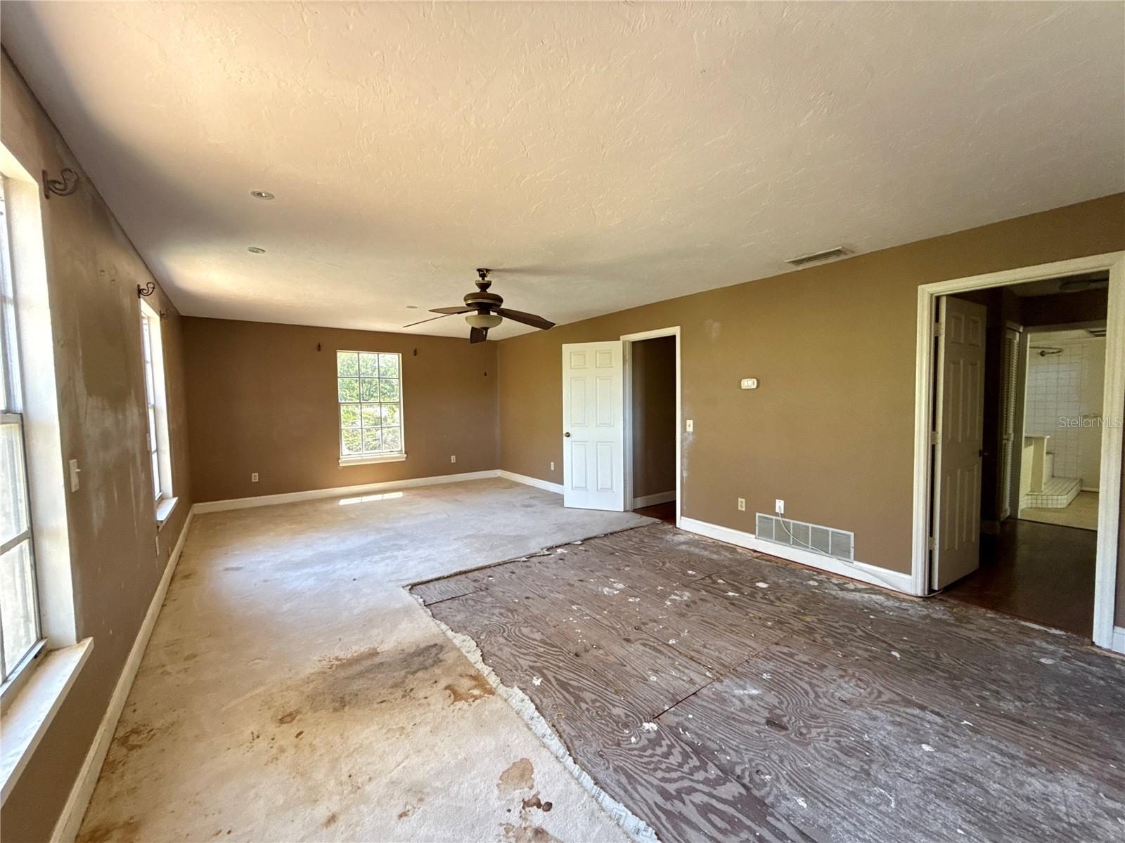 FOX CREEK ACRES - Residential