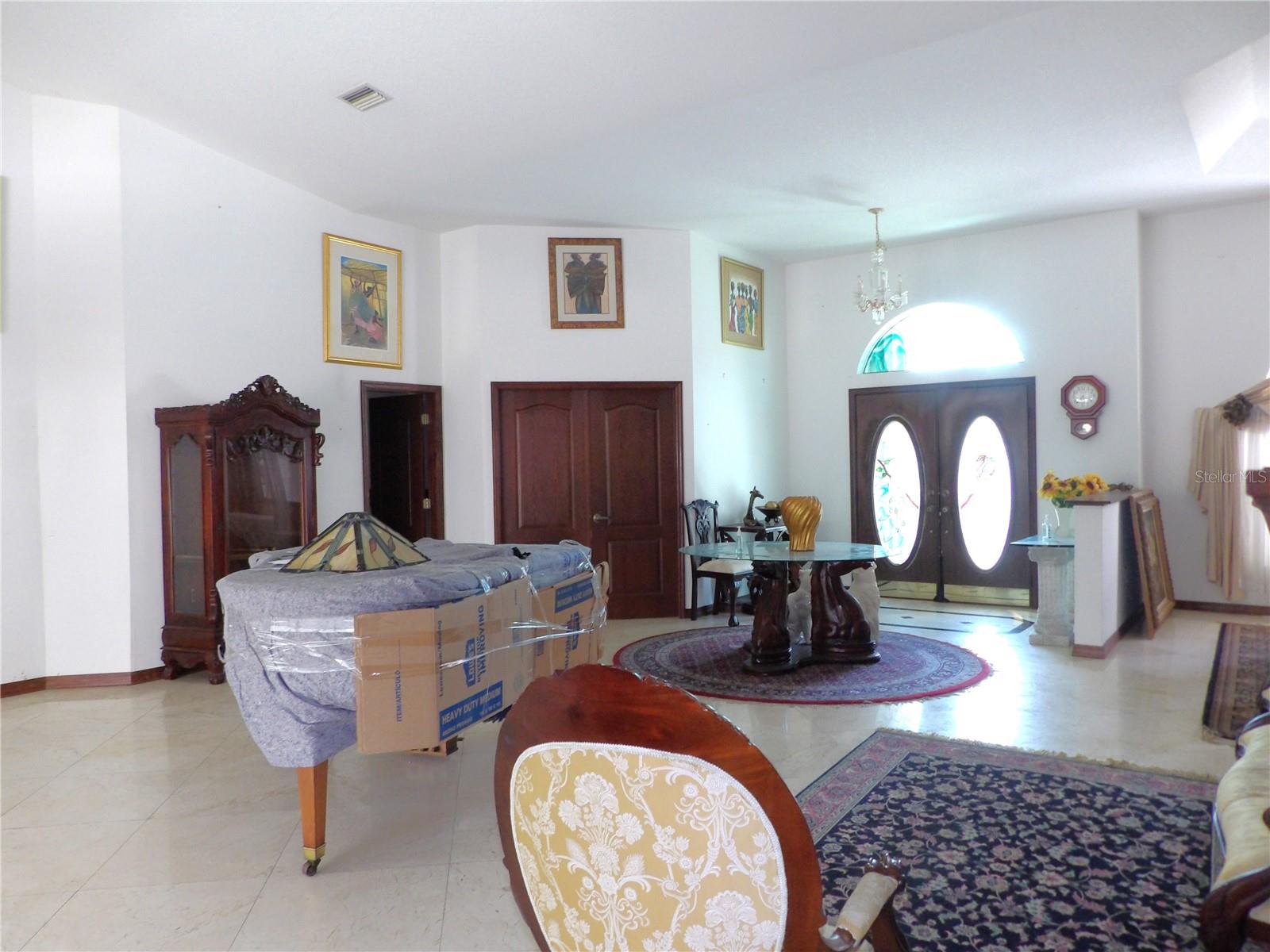 HAMPSHIRE HILLS - Residential