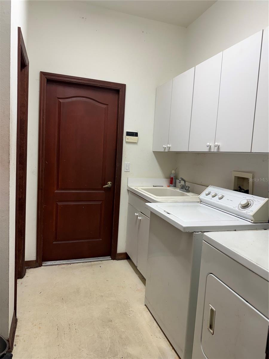 HAMPSHIRE HILLS - Residential